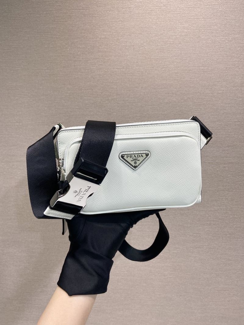 Pra*a waist chest packs